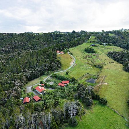 The Hideout Guest House Mangawhai Exterior photo