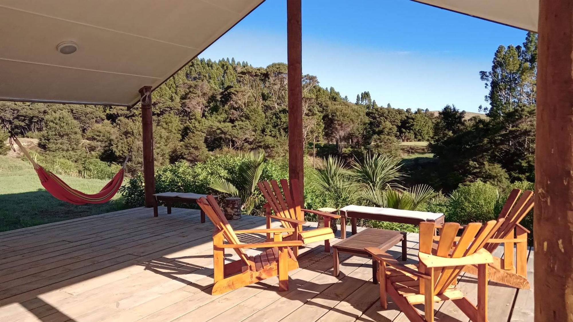 The Hideout Guest House Mangawhai Exterior photo