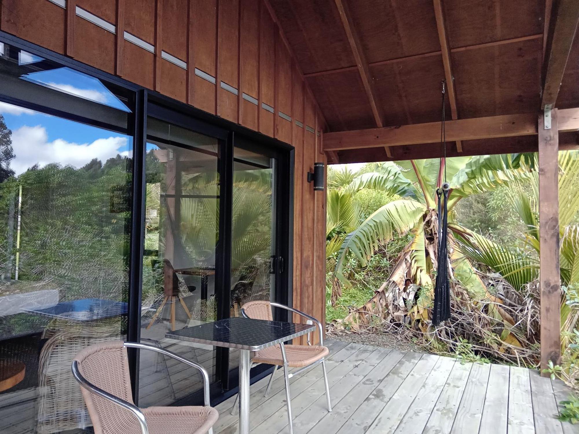 The Hideout Guest House Mangawhai Exterior photo