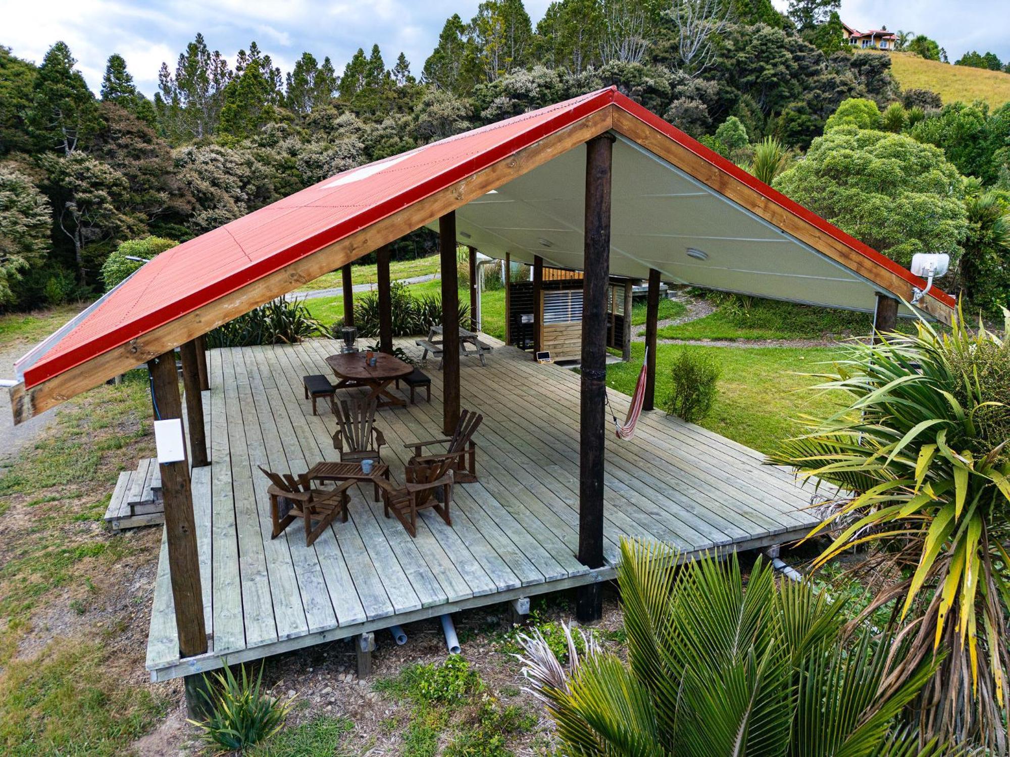 The Hideout Guest House Mangawhai Exterior photo